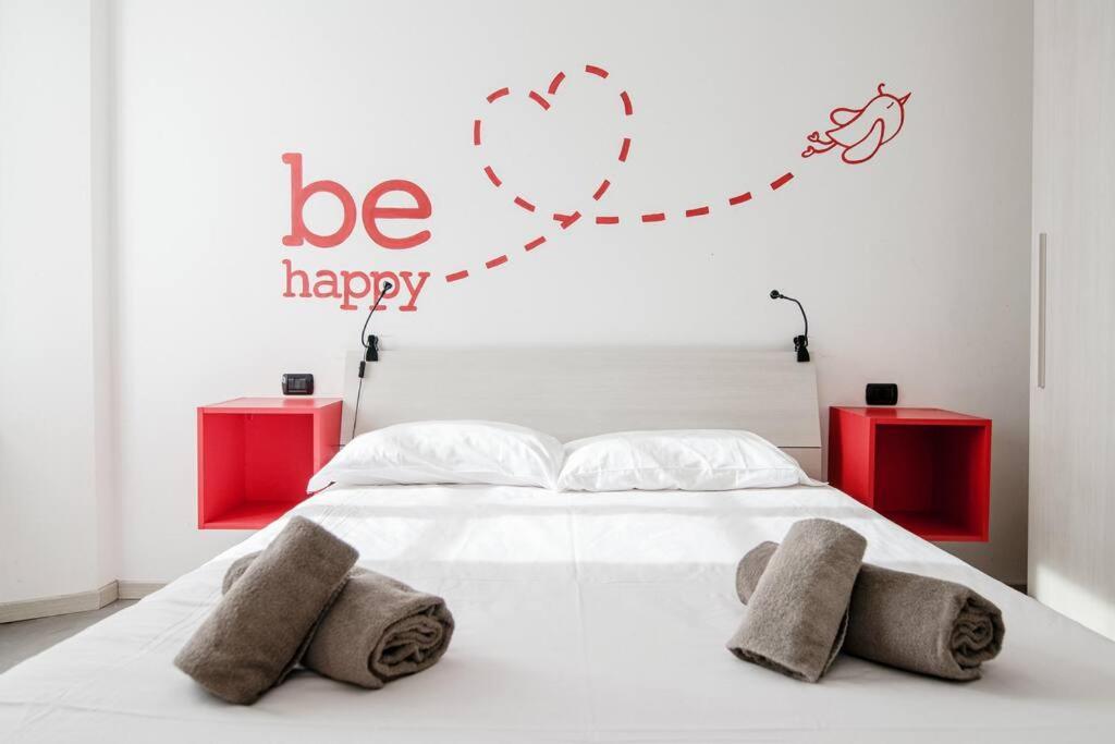 Be Happy - The House Of Travelers Apartment Como Exterior photo