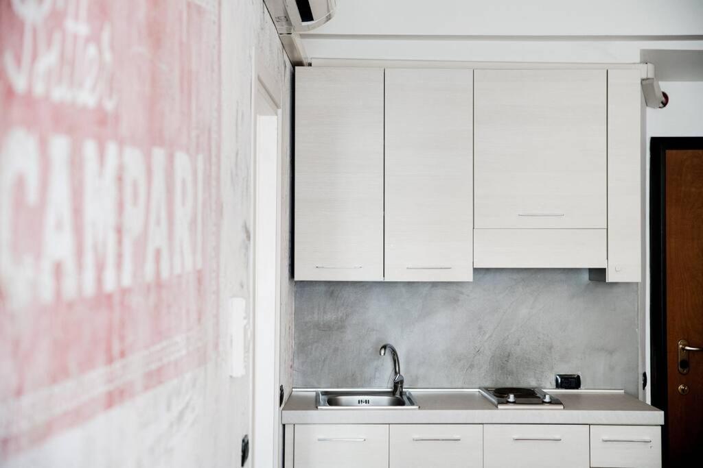 Be Happy - The House Of Travelers Apartment Como Exterior photo